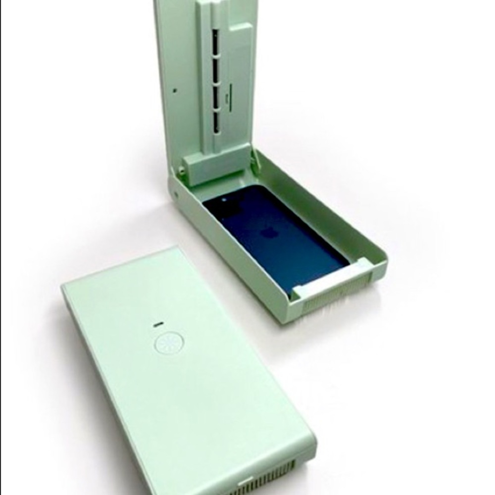 Phone UV sanitizer Tech Caddy